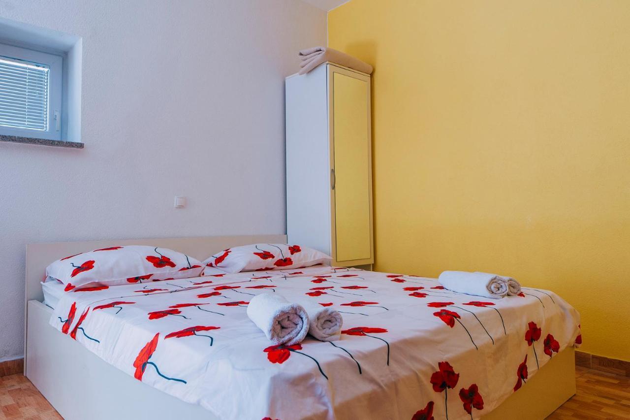 Apartments Luxur Center 바스카보다 외부 사진
