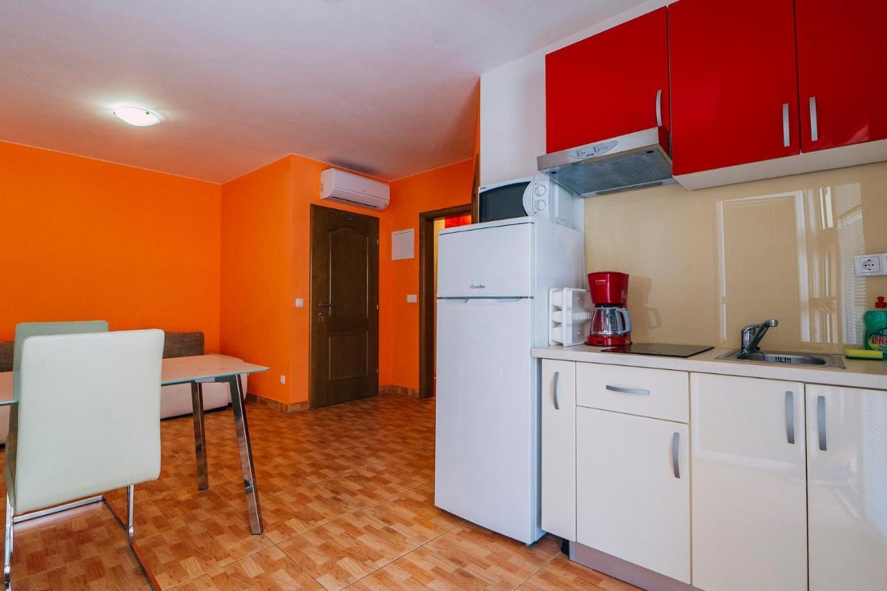 Apartments Luxur Center 바스카보다 외부 사진