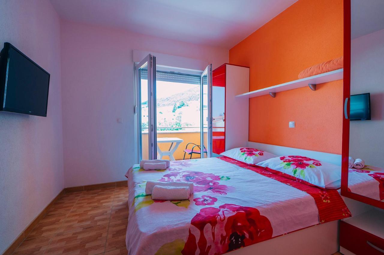 Apartments Luxur Center 바스카보다 외부 사진