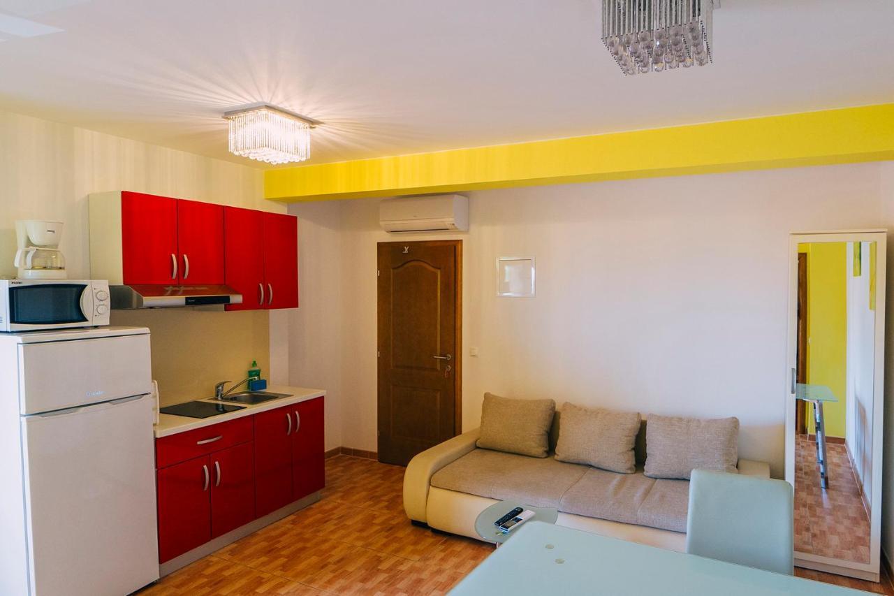 Apartments Luxur Center 바스카보다 외부 사진