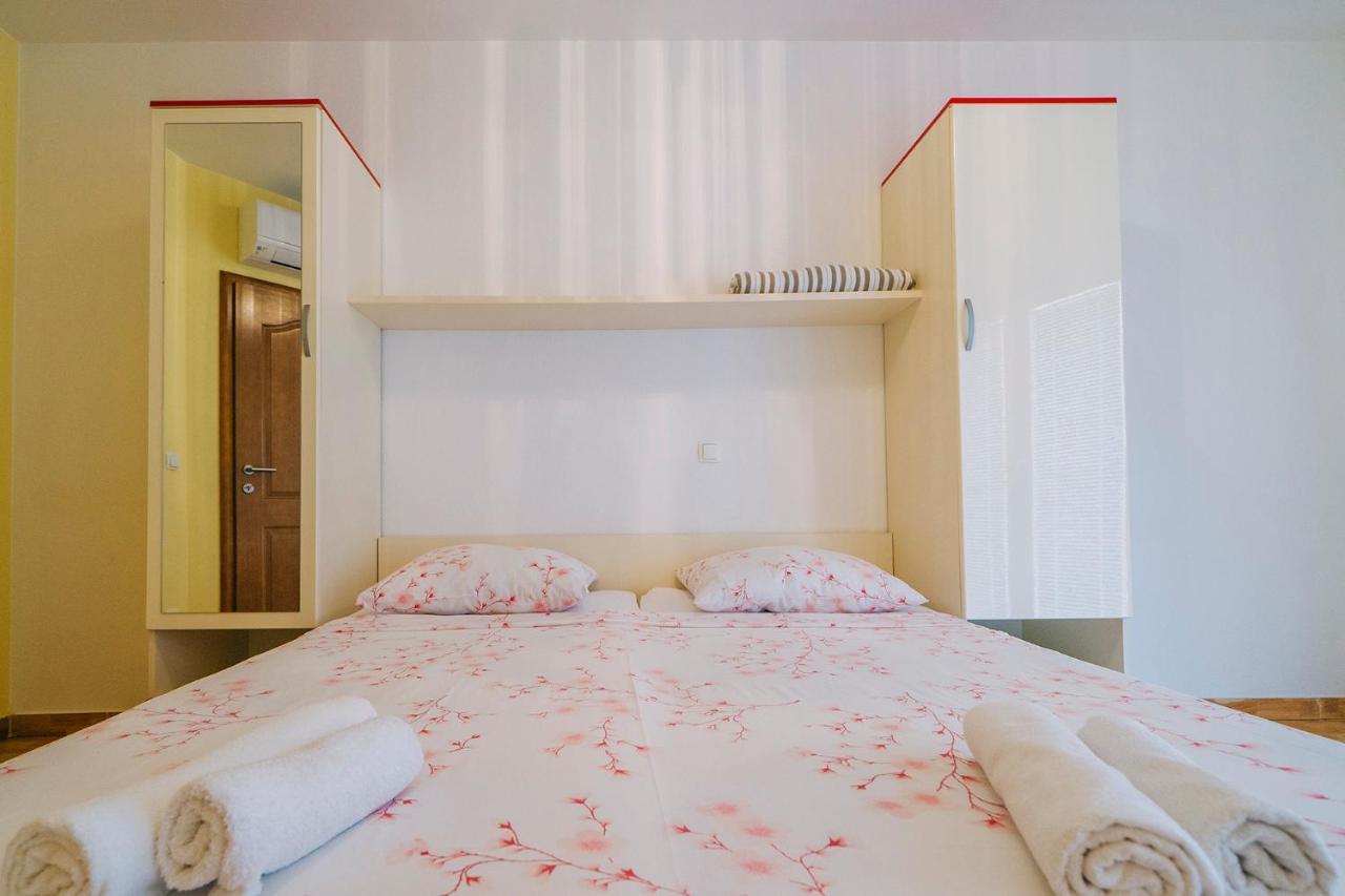 Apartments Luxur Center 바스카보다 외부 사진