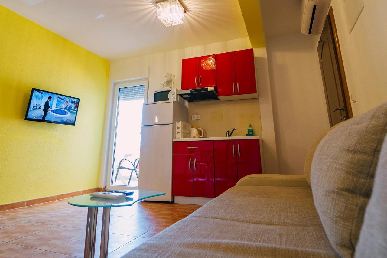 Apartments Luxur Center 바스카보다 외부 사진