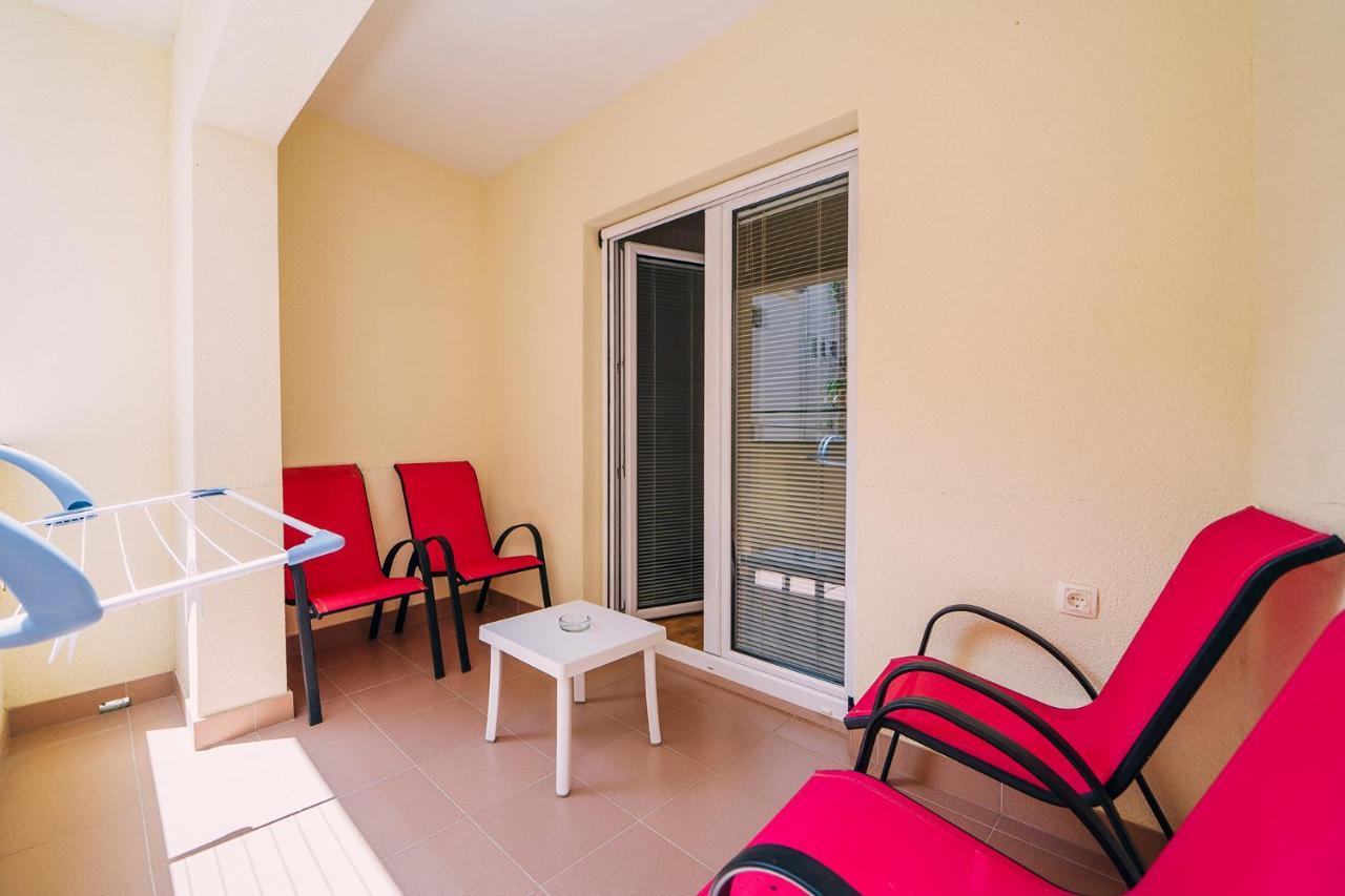 Apartments Luxur Center 바스카보다 외부 사진